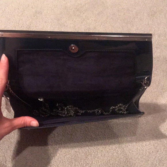 WHBM Navy Floral Wristlet - Picture 4 of 4
